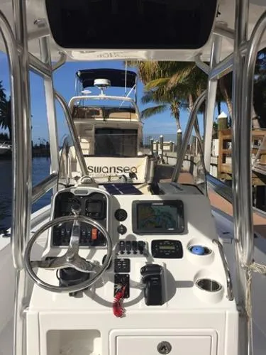 Slide: The Image of Sea Hunt Bowrider 2013 - 11