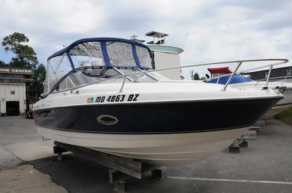 Slide: The Image of Bayliner Discovery 210 2007 - 5