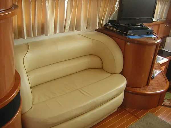 Slide: The Image of Sealine F44 Flybridge 1998 - 4