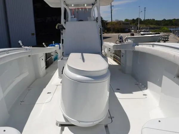Slide: The Image of Yellowfin 34 Center Console 2007 - 3