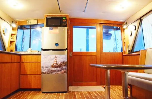 Slide: The Image of Henriques 44 Sportfish 1987 - 3
