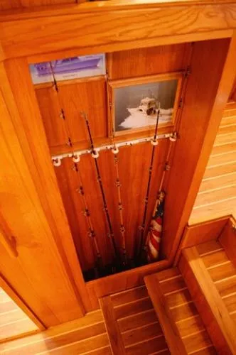 Slide: The Image of Henriques 44 Sportfish 1987 - 8