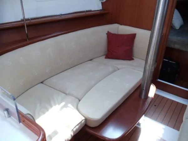 Slide: The Image of Beneteau 373 2007 - 2