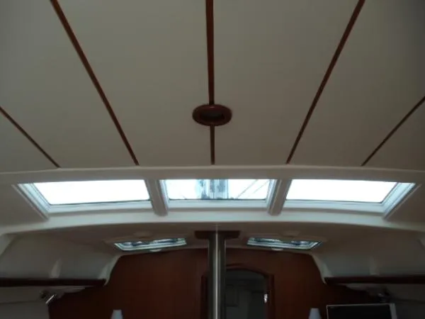 Slide: The Image of Beneteau 373 2007 - 6