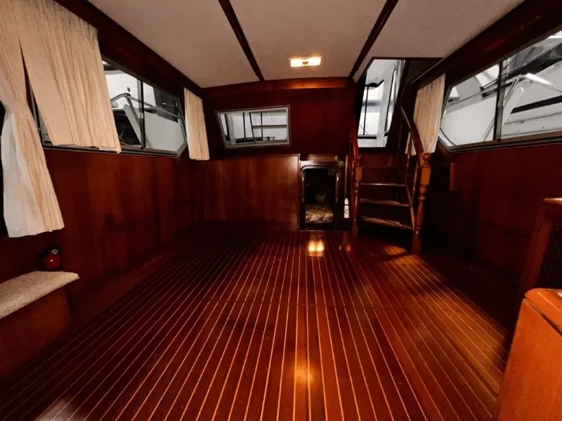 Slide: The Image of Hi-Star 48 Sundeck 1989 - 15