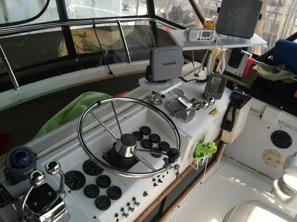 Slide: The Image of Trojan 32 Convertible 1980 - 6