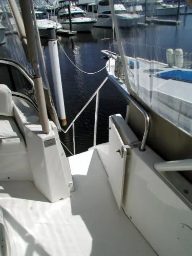 Slide: The Image of Silverton 352 Motor Yacht 1999 - 10