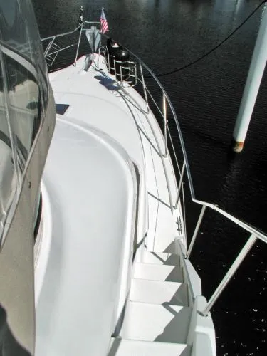 Slide: The Image of Silverton 352 Motor Yacht 1999 - 11