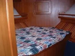 Slide: The Image of Heritage East Yachts 2001 - 4