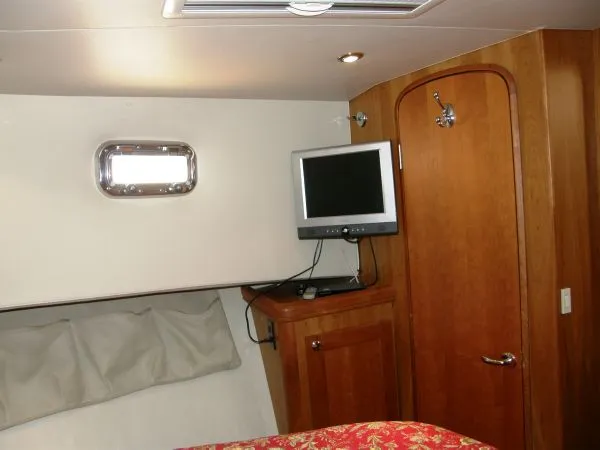Slide: The Image of Mainship *Flybridge Trawler* 2004 - 11