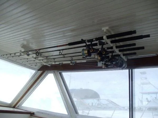 Slide: The Image of Hatteras 380 Convertible 1971 - 6