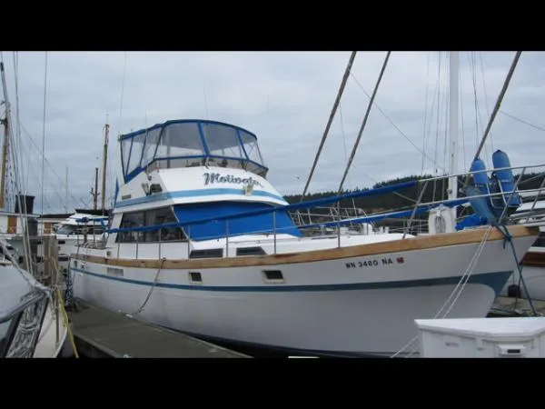Slide: The Image of President Universal Aft Tri Cabin 1984 - 0