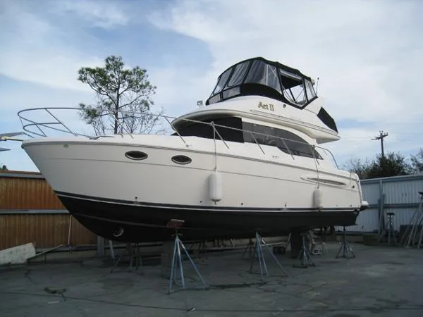 Slide: The Image of Meridian 341 Sedan 2004 - 2