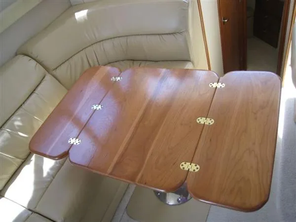 Slide: The Image of Meridian 341 Sedan 2004 - 9