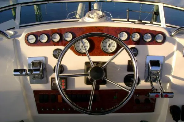 Slide: The Image of Silverton 392 Motor Yacht 2002 - 3