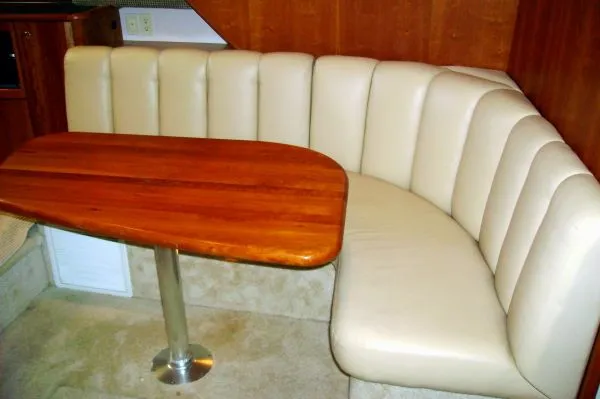 Slide: The Image of Silverton 392 Motor Yacht 2002 - 8