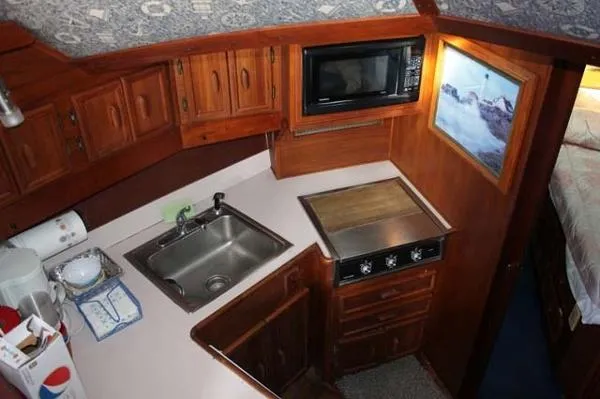 Slide: The Image of Jersey 36 Convertible Sportfish 1988 - 3