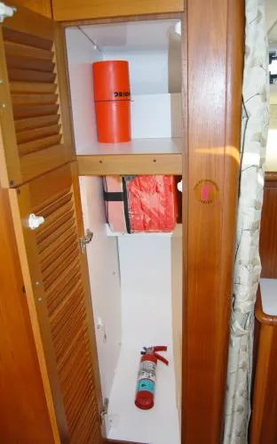 Slide: The Image of Pursuit Tiara 3400 Express 1999 - 4