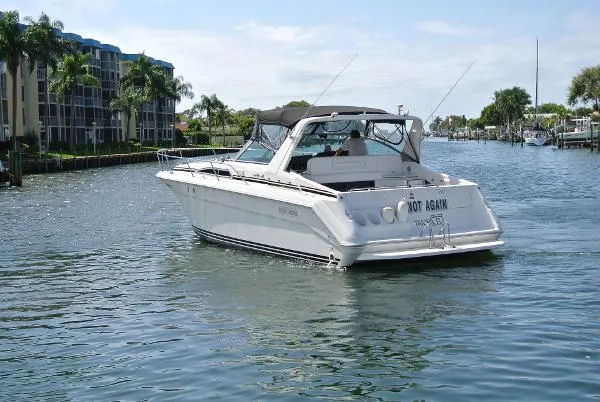 Slide: The Image of Sea Ray 37 SUNDANCER 1993 - 2