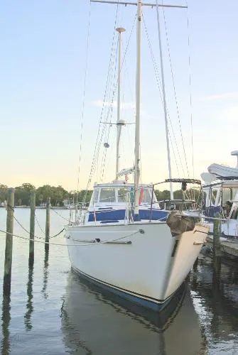 Slide: The Image of Gulfstar 54 Sailcruiser 1986 - 2
