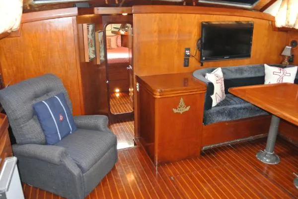 Slide: The Image of Gulfstar 54 Sailcruiser 1986 - 5
