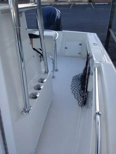 Slide: The Image of Contender 21 Center Console 2012 - 11