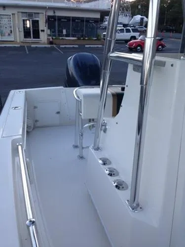Slide: The Image of Contender 21 Center Console 2012 - 9