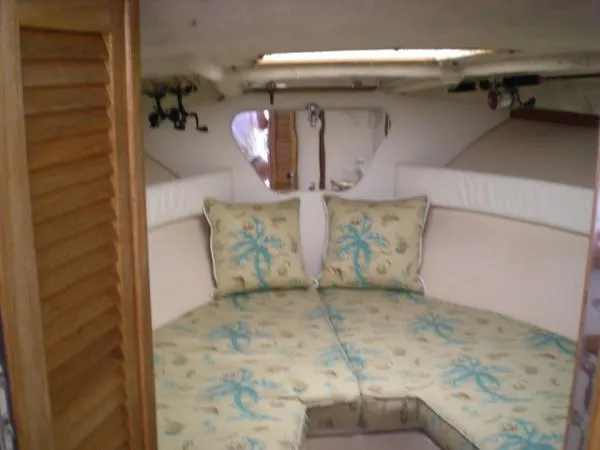 Slide: The Image of Phoenix Bass Boat Fishbuster 1987 - 4
