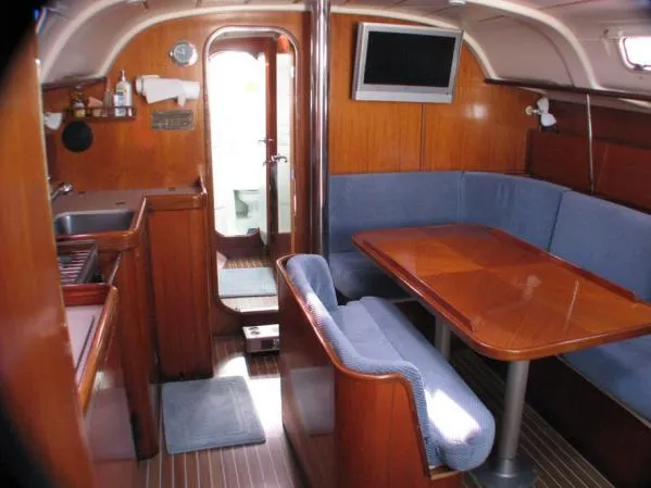 Slide: The Image of Beneteau Oceanis 400 Three (3) Cabin 1994 - 2