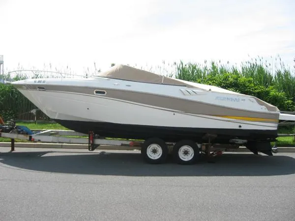 Slide: The Image of Four Winns 285 Sundowner 2002 - 0