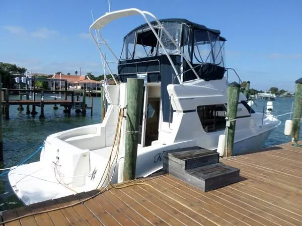 Slide: The Image of Silverton 35 Convertible 2001 - 2