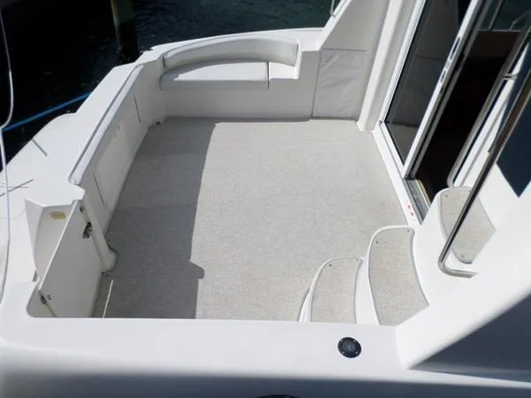 Slide: The Image of Silverton 35 Convertible 2001 - 9