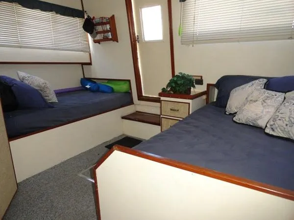 Slide: The Image of Chris-Craft Corinthian Motor Yacht 1979 - 6