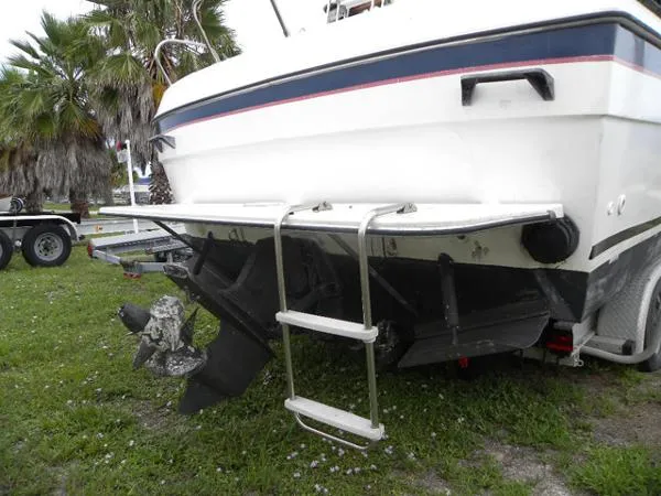 Slide: The Image of Bayliner 2850 Contessa 1986 - 11