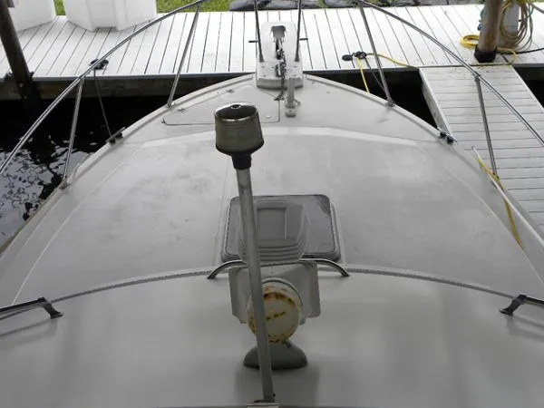 Slide: The Image of Bayliner 2850 Contessa 1986 - 9