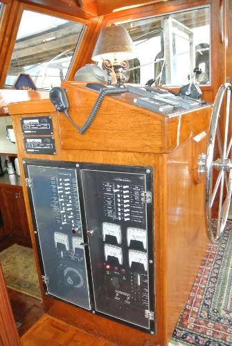 Slide: The Image of Gulfstar Custom 53/60 MKII Trawler 1976 - 6