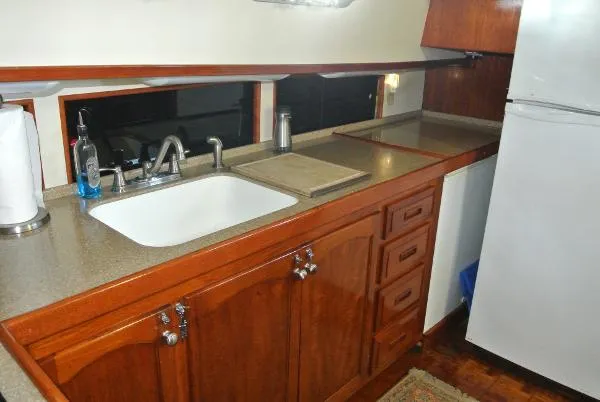 Slide: The Image of Gulfstar Custom 53/60 MKII Trawler 1976 - 8