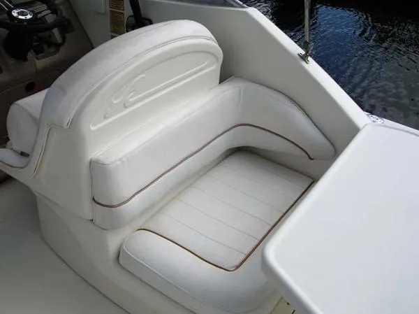 Slide: The Image of Sea Ray 270 Sundancer 2000 - 7