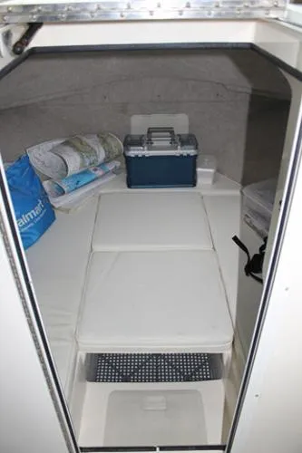 Slide: The Image of Parker Marine 2520XL 2003 - 5