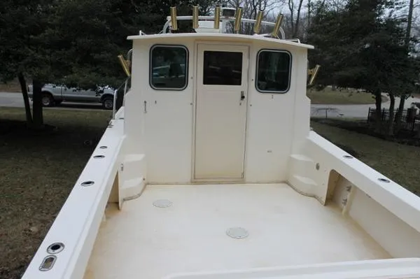 Slide: The Image of Parker Marine 2520XL 2003 - 7