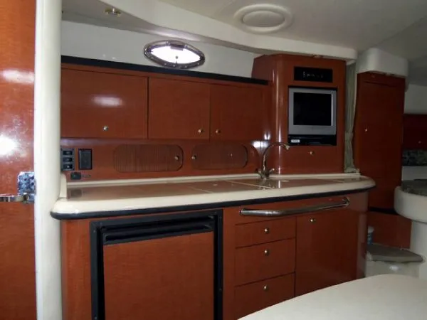 Slide: The Image of Sea Ray Sundancer 2004 - 5