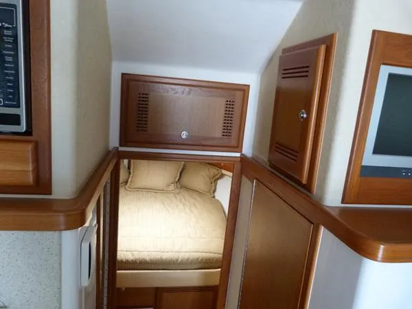 Slide: The Image of Cabo Flybridge Convertible 2006 - 5