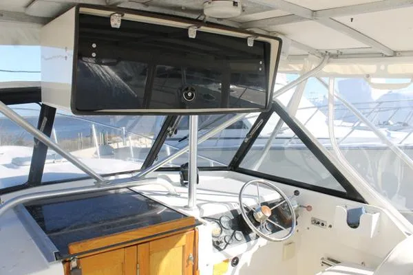 Slide: The Image of Luhrs Alura 30 Classic 1987 - 10