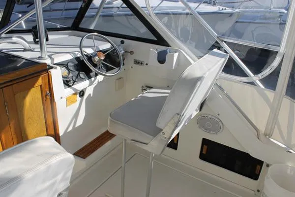 Slide: The Image of Luhrs Alura 30 Classic 1987 - 11