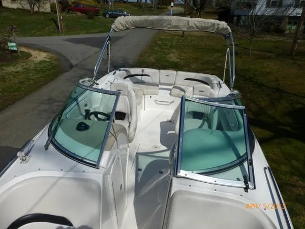 Slide: The Image of Chaparral 260 SSI Bowrider 2003 - 11