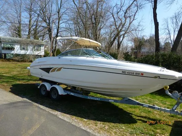 Slide: The Image of Chaparral 260 SSI Bowrider 2003 - 4