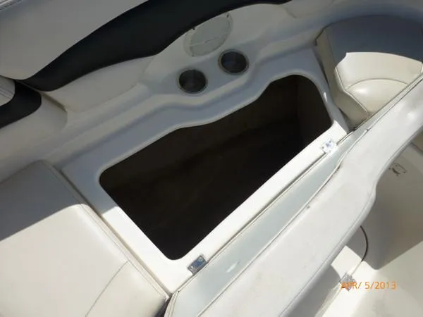 Slide: The Image of Chaparral 260 SSI Bowrider 2003 - 8