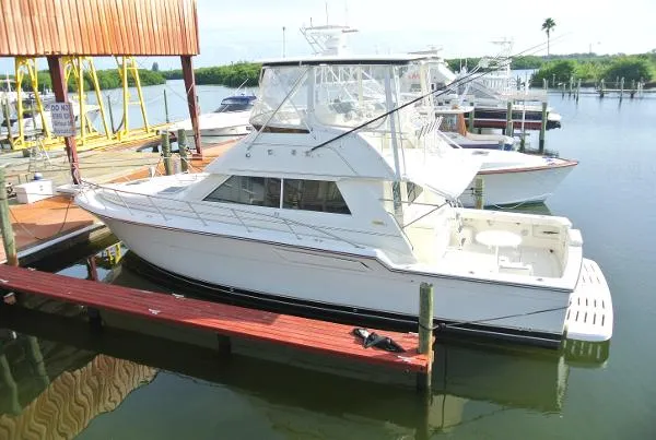 Slide: The Image of Tiara 43 Convertible 1995 - 1