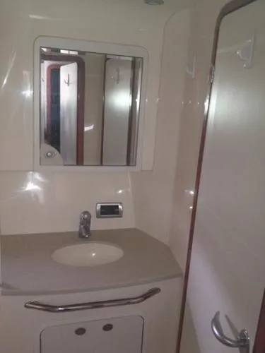 Slide: The Image of Sea Ray 480 Motoryacht 2004 - 6