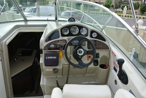 Slide: The Image of Sea Ray 26 SunDancer 2005 - 9